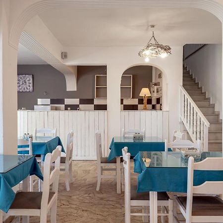 Ikaros Aparthotel Karterados  Bagian luar foto