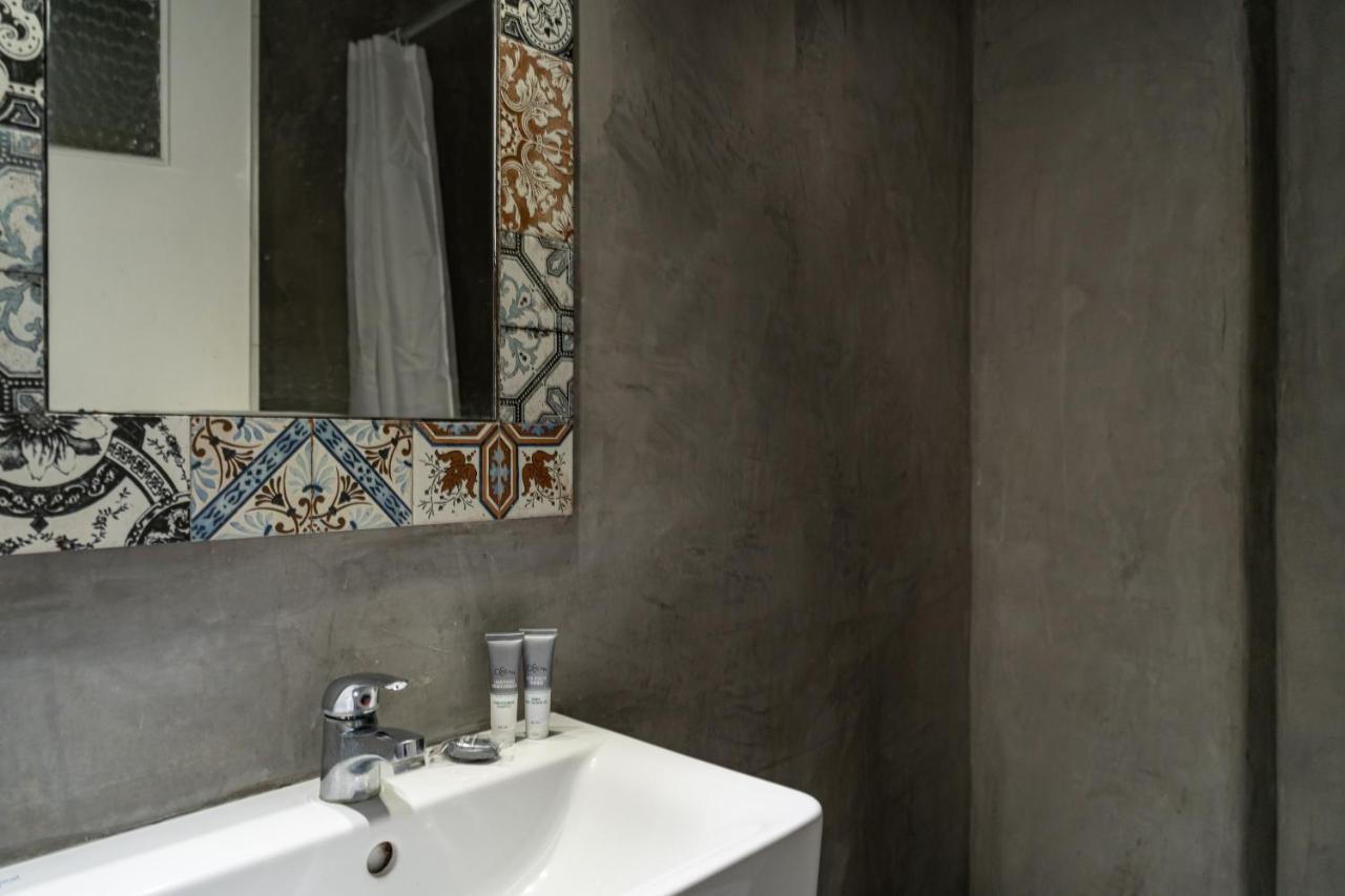 Ikaros Aparthotel Karterados  Bagian luar foto