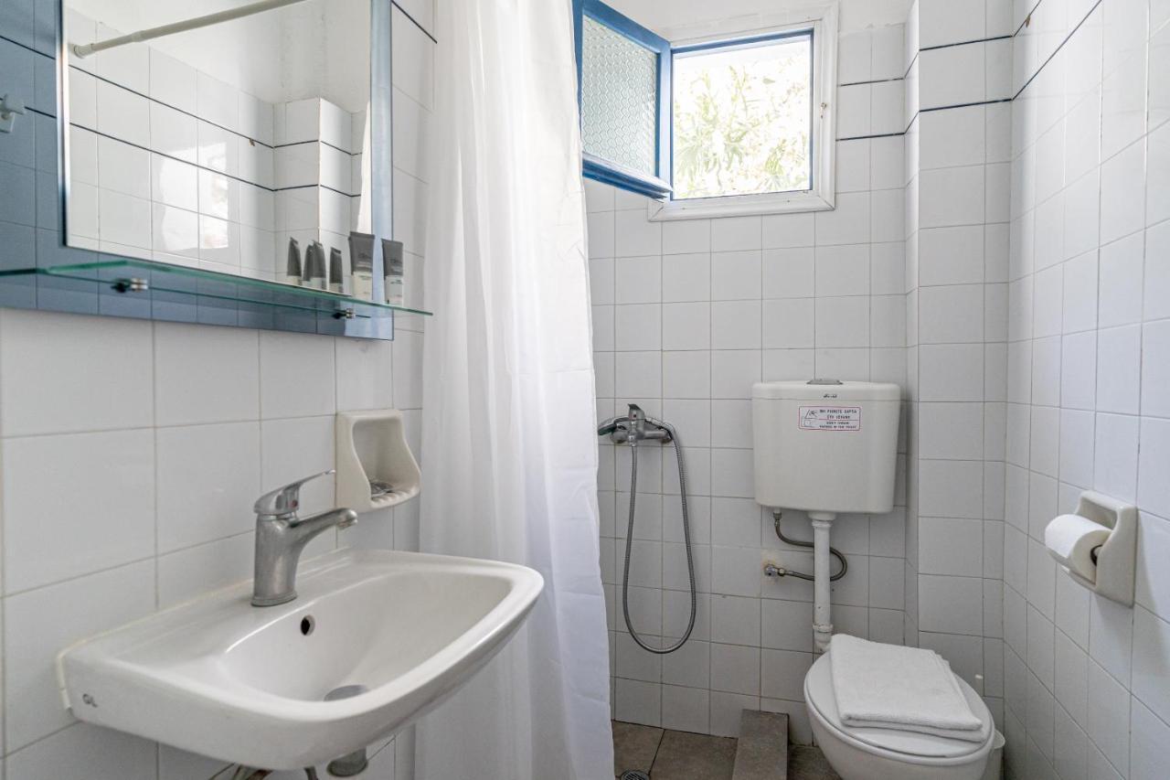 Ikaros Aparthotel Karterados  Bagian luar foto