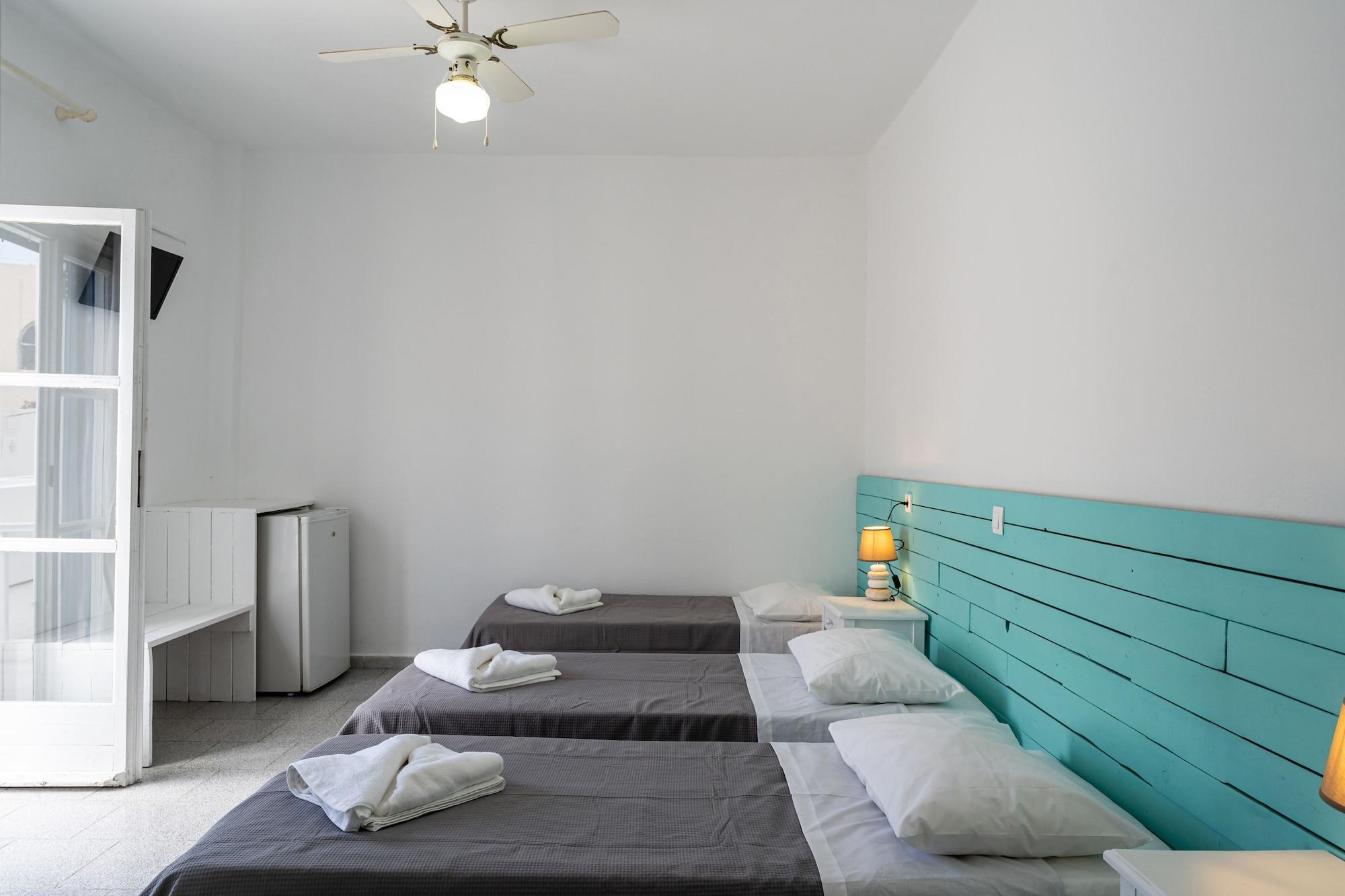 Ikaros Aparthotel Karterados  Bagian luar foto