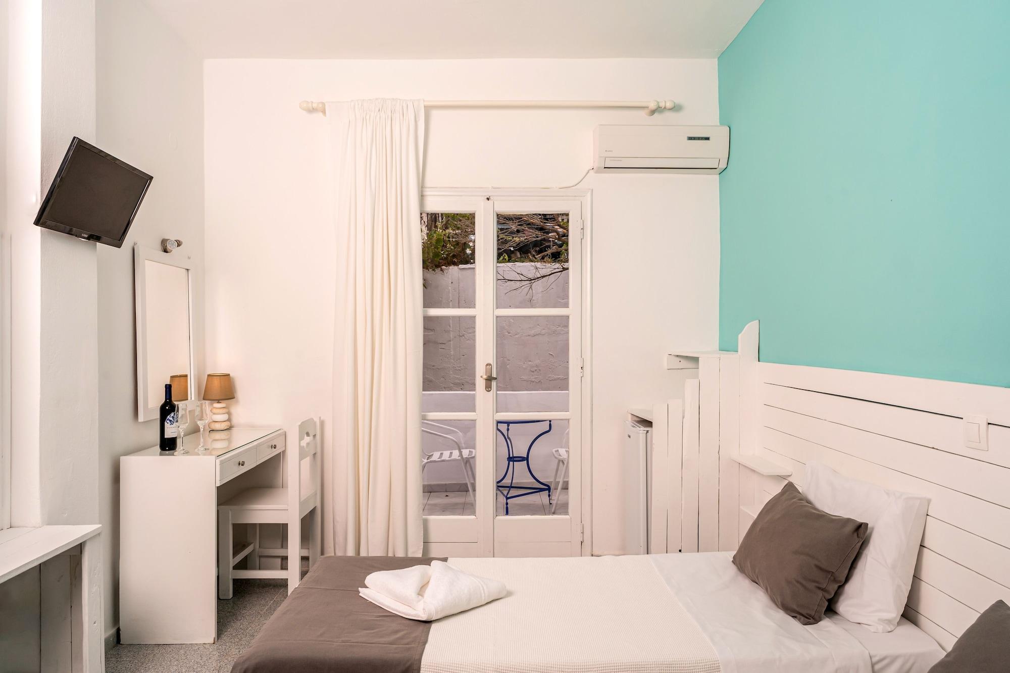 Ikaros Aparthotel Karterados  Bagian luar foto