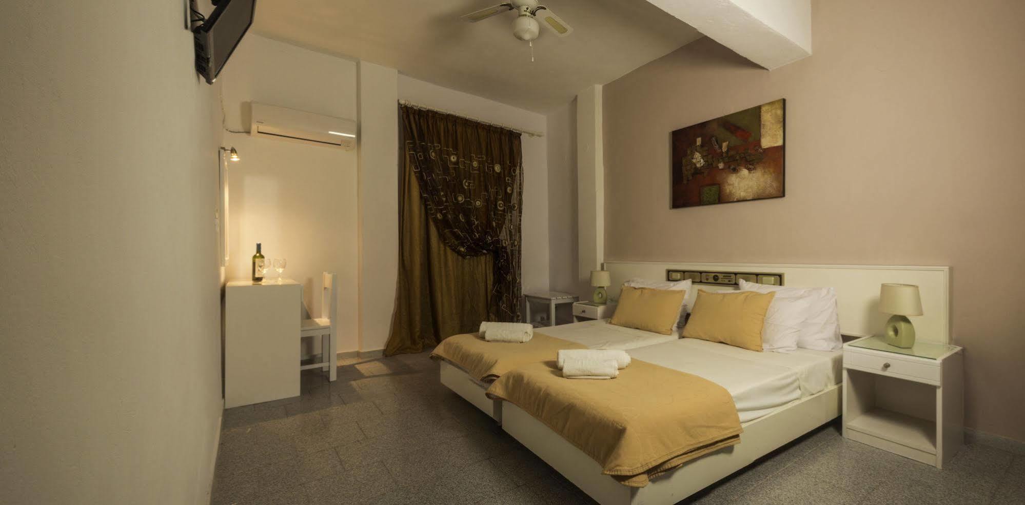 Ikaros Aparthotel Karterados  Bagian luar foto